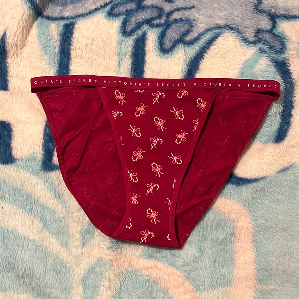 Victoria’s Secret String Bikini L